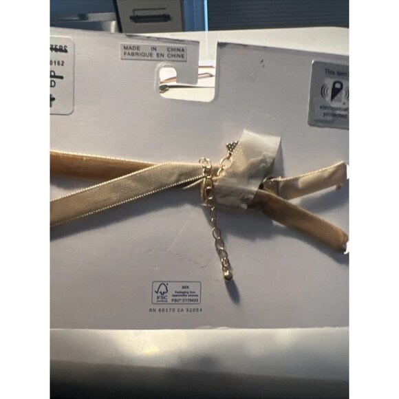 Urban Outfitters Butterfly Gold tone Velvet Choker Necklace - Picture 4 of 4